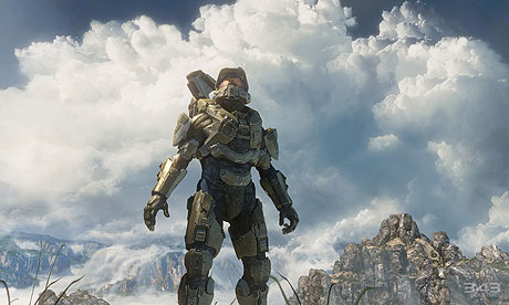 Female Halo 4 Fan In New Zealand Gets First Retail Copy Of The Game