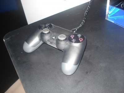 Dualshock 4 controller