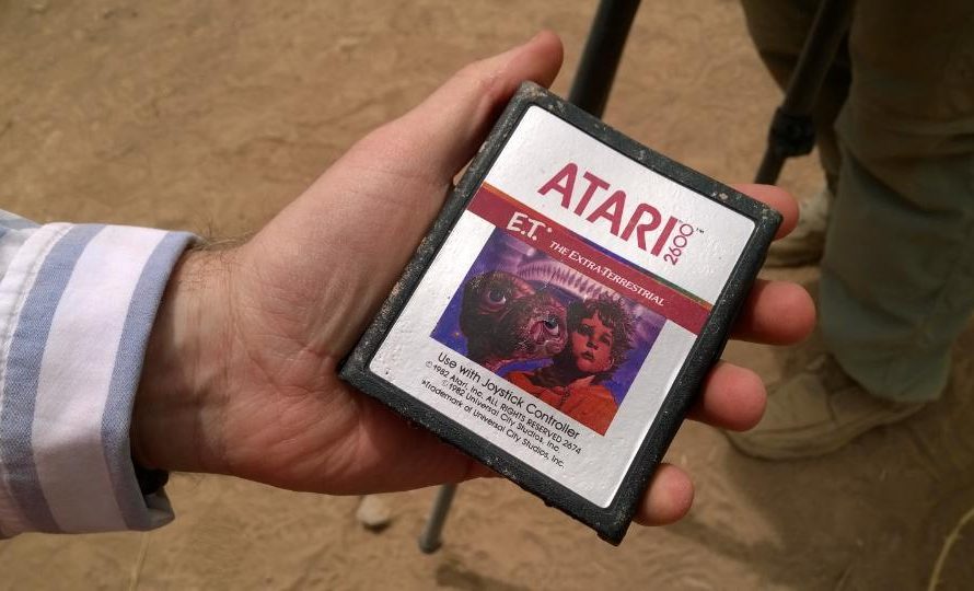 The Infamous E.T. For Atari Has Been Uncovered In New Mexico Landfill