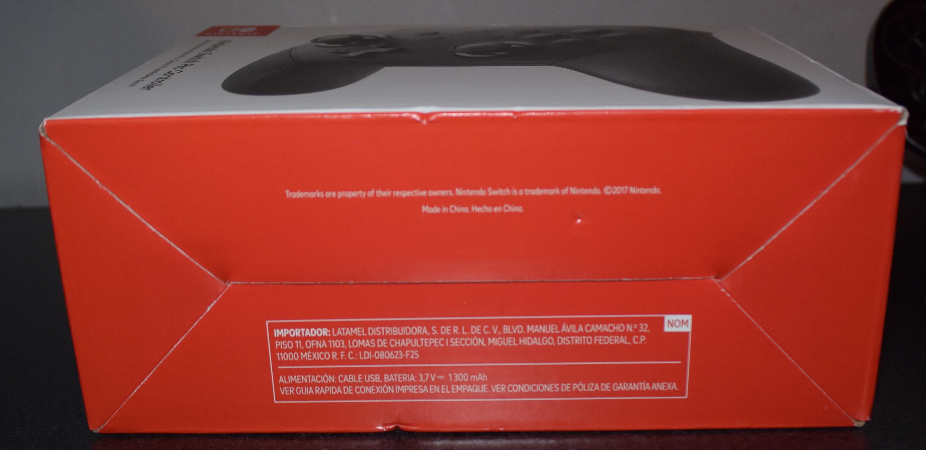 switch pro controller box