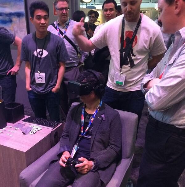 E3 2014: Shigeru Miyamoto Tries Out The Oculus Rift