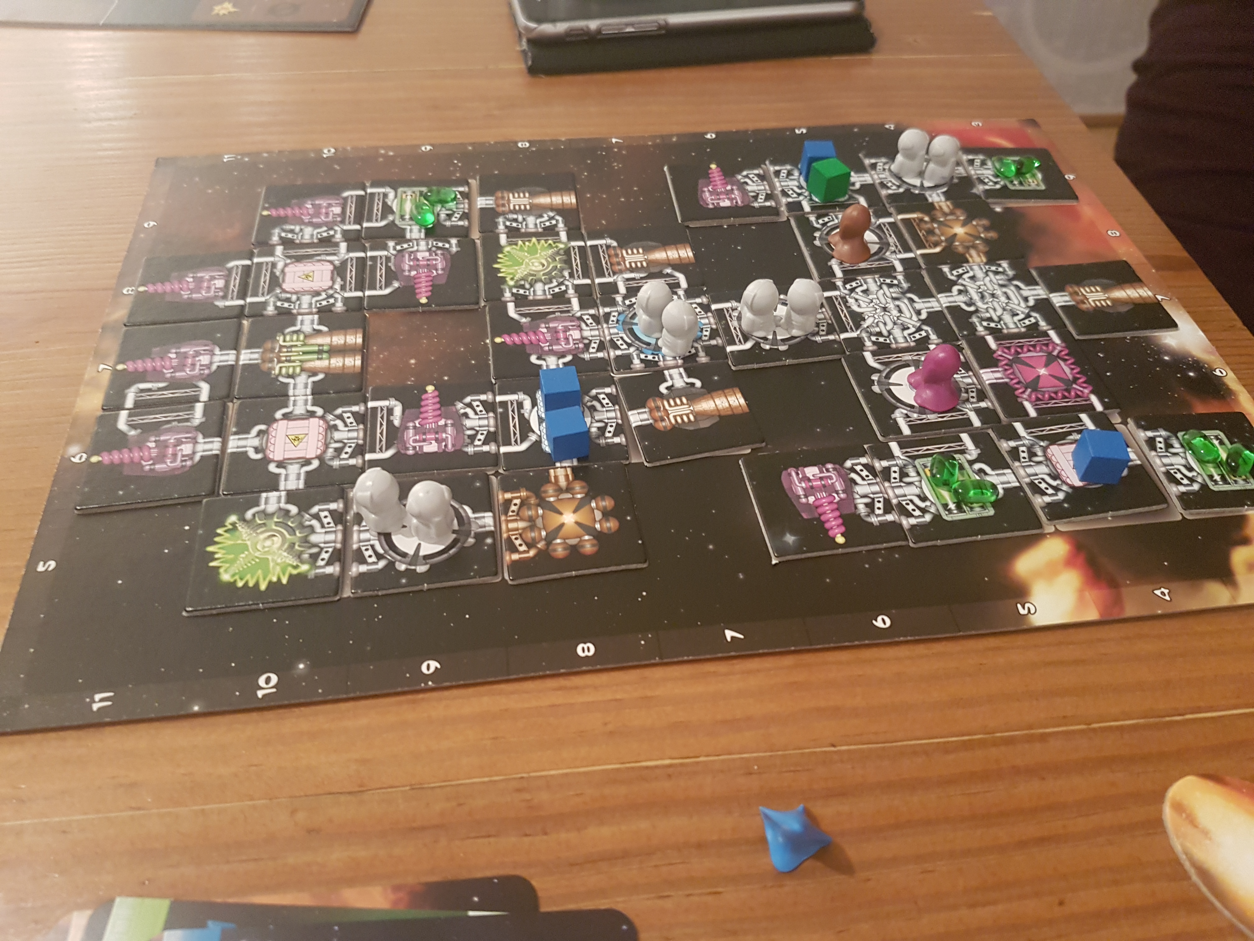 alien technologies galaxy trucker buy ios play android alien technologies galaxy trucker buy ios play android