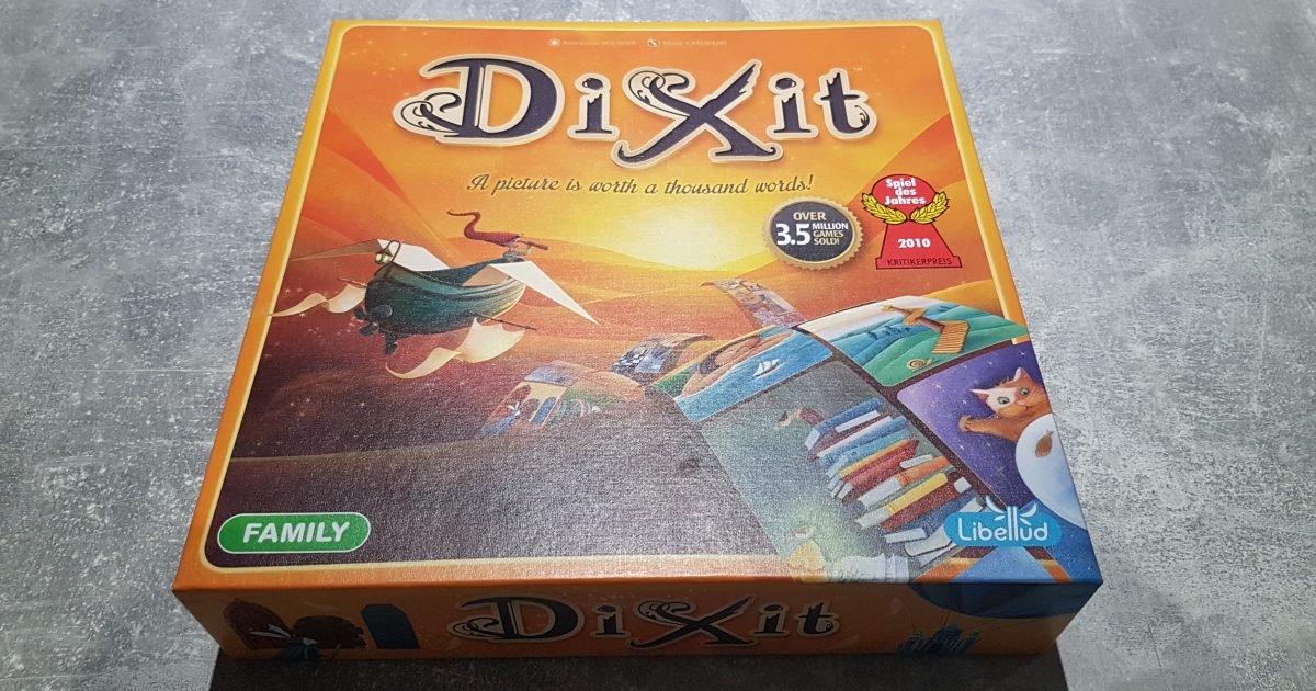 Dixit Review – Simple Fun With Incredible Art