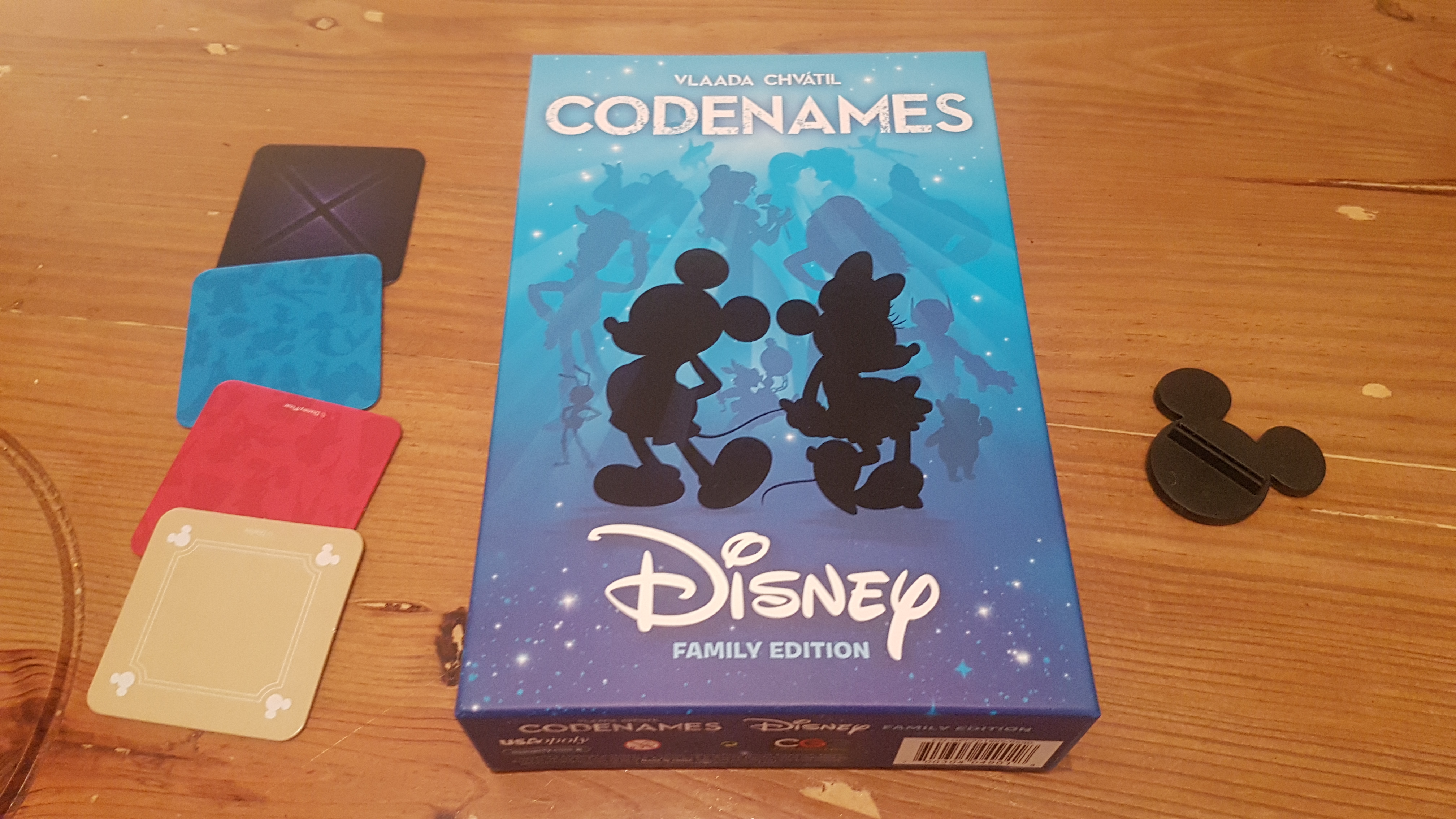 Codenames: Disney Family Edition Review – Fantastic Family Fun!